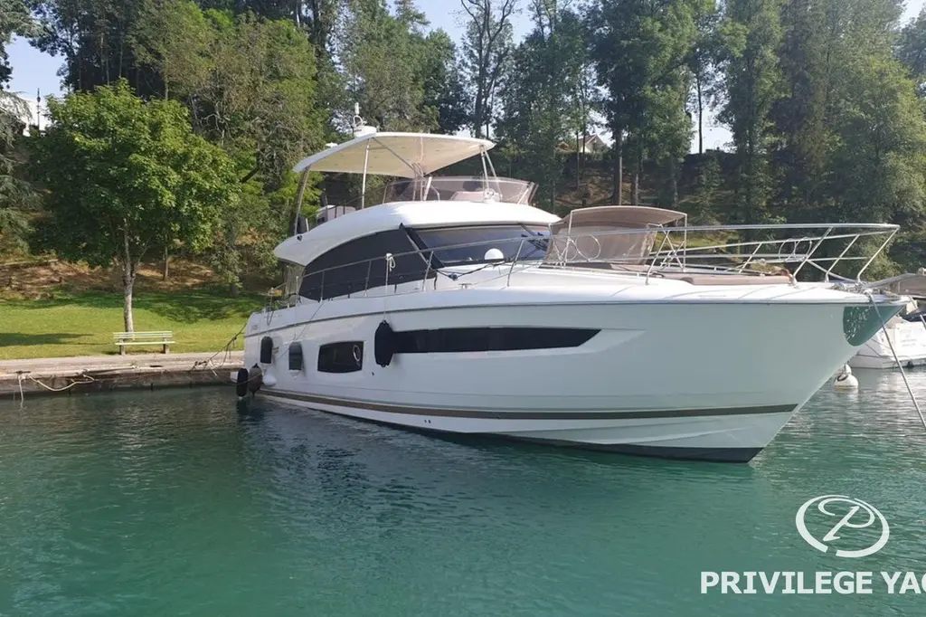 2016 Prestige 550 Yacht For Sale in Castell? d'Emp?ries ES-GI 2016 Prestige 550 Yacht For Sale in Castell? d'Emp?ries ES-GI