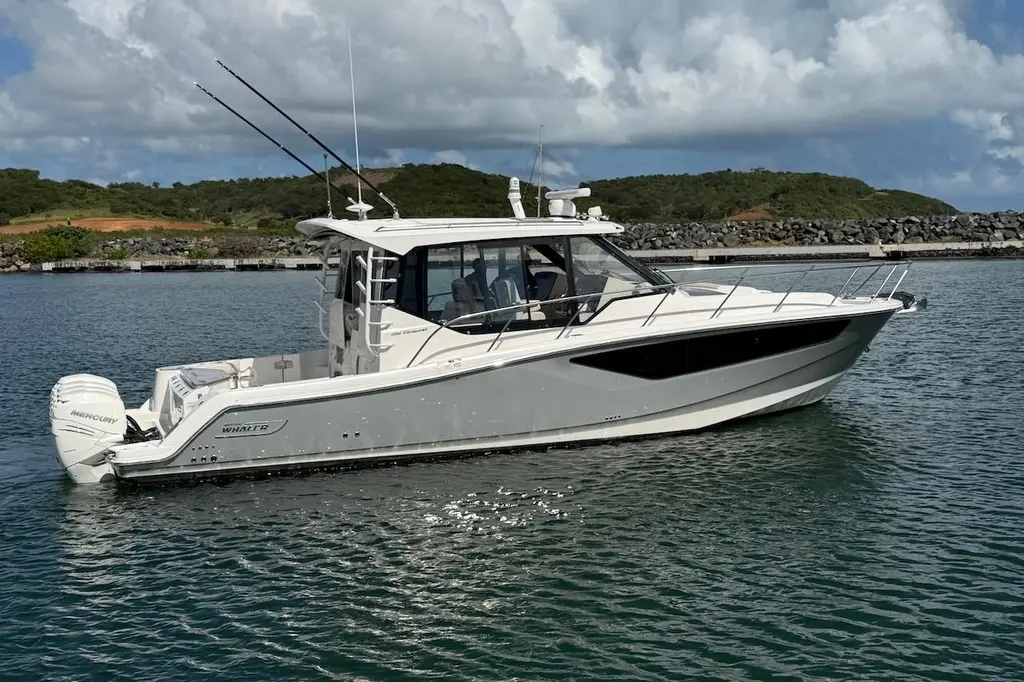 LA GRISSELLE 2021 Boston Whaler 405 Conquest Yacht For Sale in Fajardo LA GRISSELLE 2021 Boston Whaler 405 Conquest Yacht For Sale in Fajardo