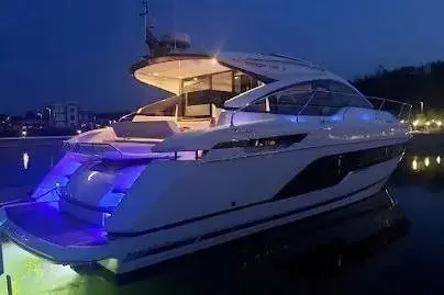 2021 Fairline Targa 45 GT Yacht For Sale in Chicago IL 2021 Fairline Targa 45 GT Yacht For Sale in Chicago IL