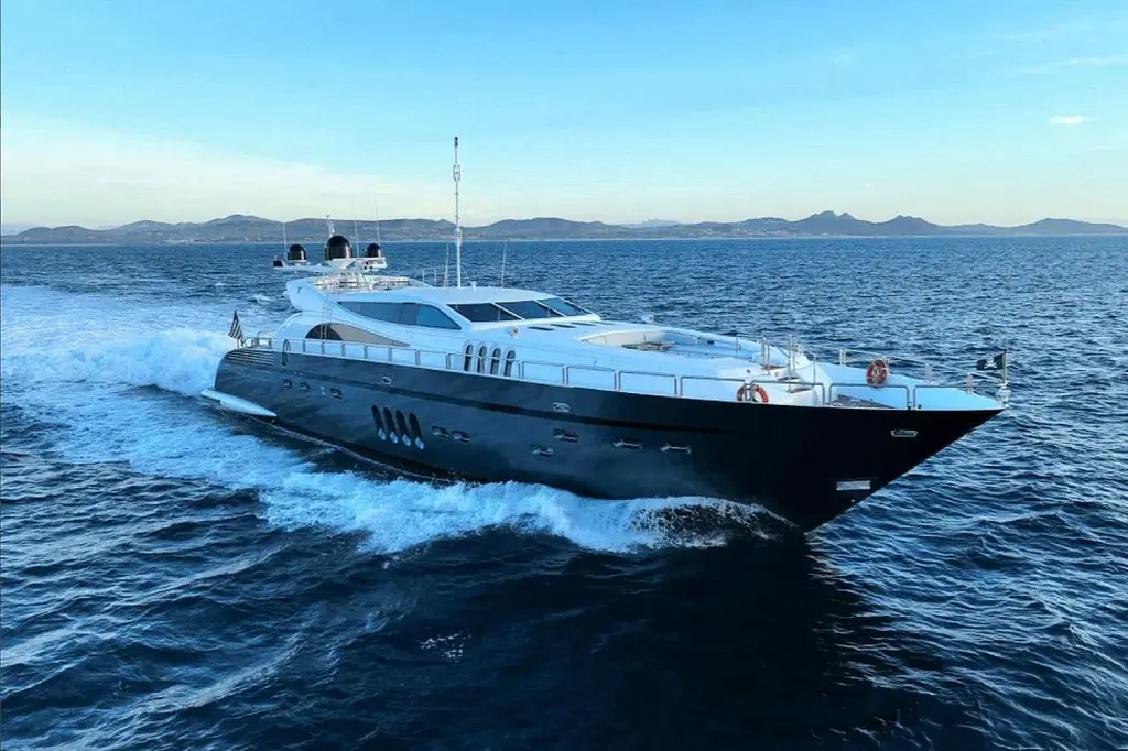 2008 Leopard 112 Yacht For Sale in Los Cabos 2008 Leopard 112 Yacht For Sale in Los Cabos