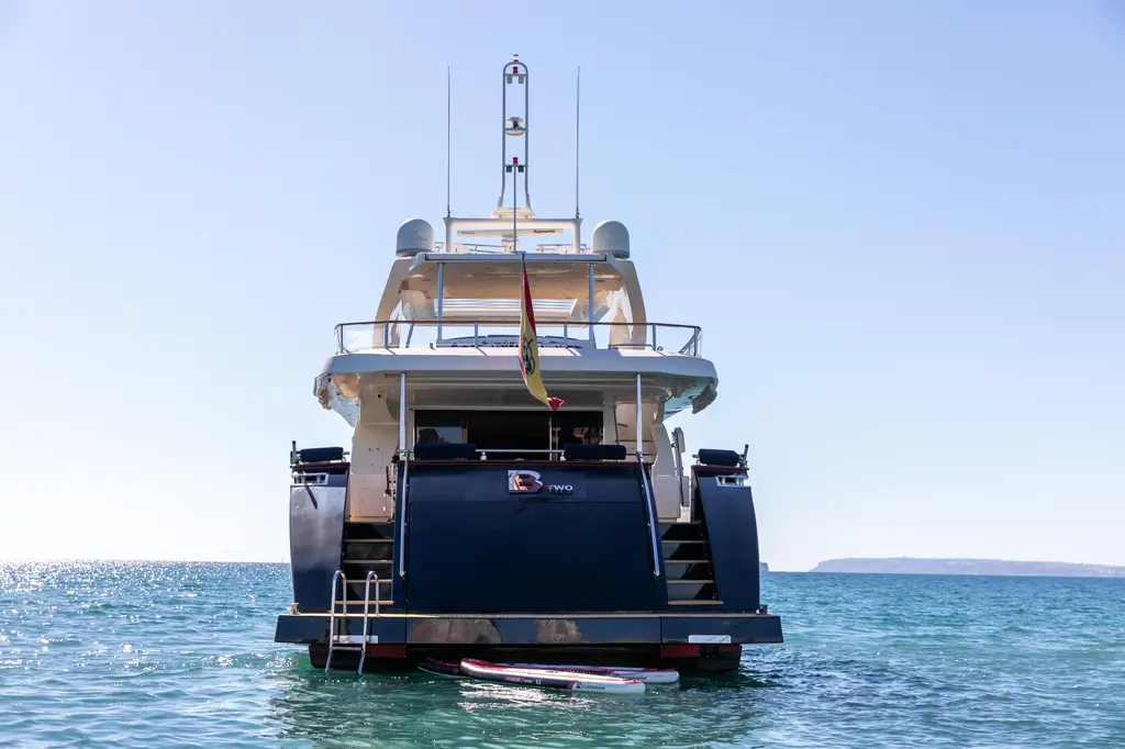 B TWO 2010 Astondoa 106 Yacht For Sale in Alicante ES-A B TWO 2010 Astondoa 106 Yacht For Sale in Alicante ES-A