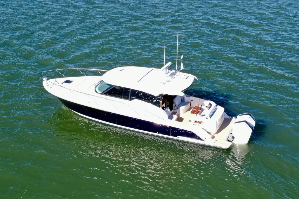 2025 Tiara Yachts 43 LE Yacht For Sale in Hilton Head Island SC 2025 Tiara Yachts 43 LE Yacht For Sale in Hilton Head Island SC