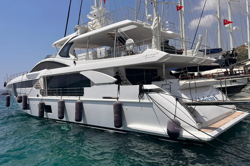 DAGUSHA 2020 Azimut Grande 35M Yacht For Sale in Monaco DAGUSHA 2020 Azimut Grande 35M Yacht For Sale in Monaco