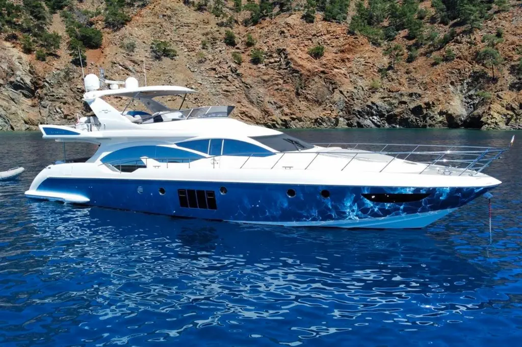 2010 Azimut 70 Yacht For Sale in Yalıkavak 2010 Azimut 70 Yacht For Sale in Yalıkavak
