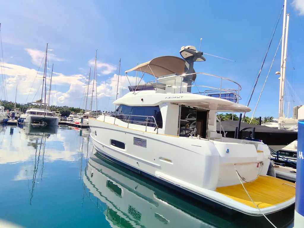 2021 Azimut Magellano 43 Yacht For Sale in Haikou 2021 Azimut Magellano 43 Yacht For Sale in Haikou