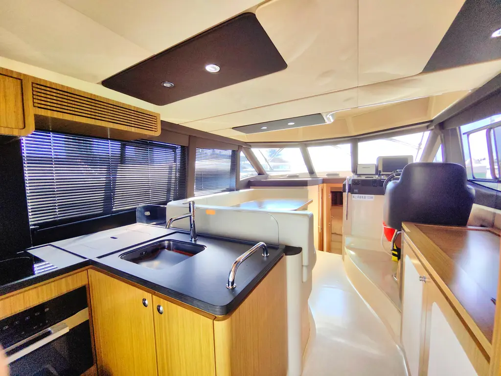 2021 Azimut Magellano 43 Yacht For Sale in Haikou 2021 Azimut Magellano 43 Yacht For Sale in Haikou