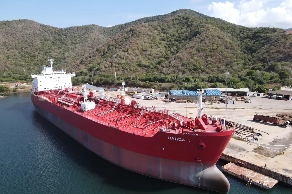 1997 hyundai cargo tank 318 360 bbls nasca 1 puerto cabello for sale