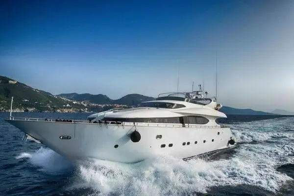1999 Maiora 29 DP Yacht For Sale in Naples IT-NA 1999 Maiora 29 DP Yacht For Sale in Naples IT-NA