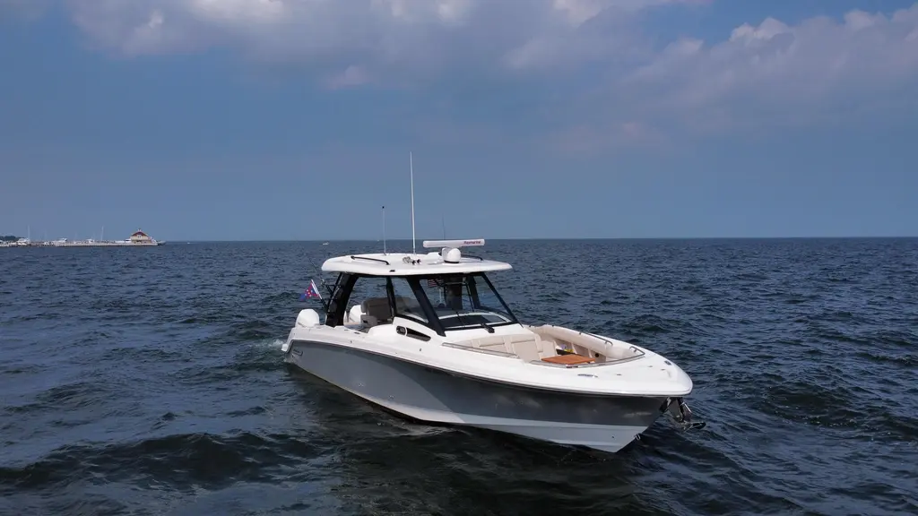 2022 Boston Whaler 350 Realm Yacht For Sale in St Clair Shores MI 2022 Boston Whaler 350 Realm Yacht For Sale in St Clair Shores MI