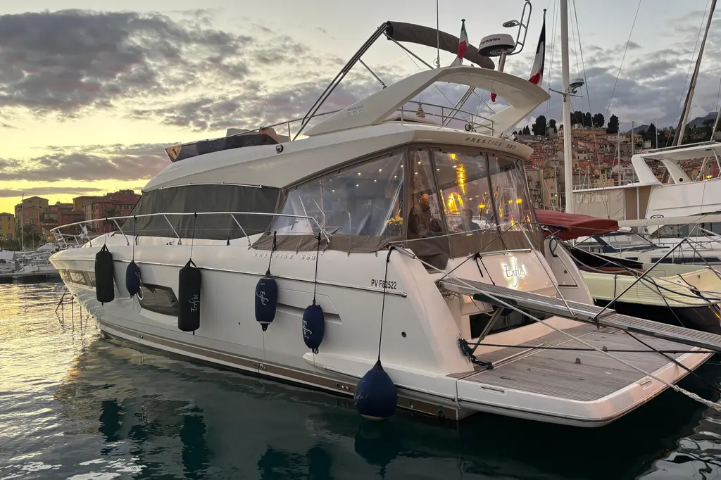 2018 Prestige 560 Yacht For Sale in Vallauris 2018 Prestige 560 Yacht For Sale in Vallauris