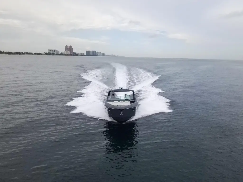 DI BLUE 2022 Cruisers Yachts 38 GLS OB Yacht For Sale in Fort Lauderdale FL DI BLUE 2022 Cruisers Yachts 38 GLS OB Yacht For Sale in Fort Lauderdale FL