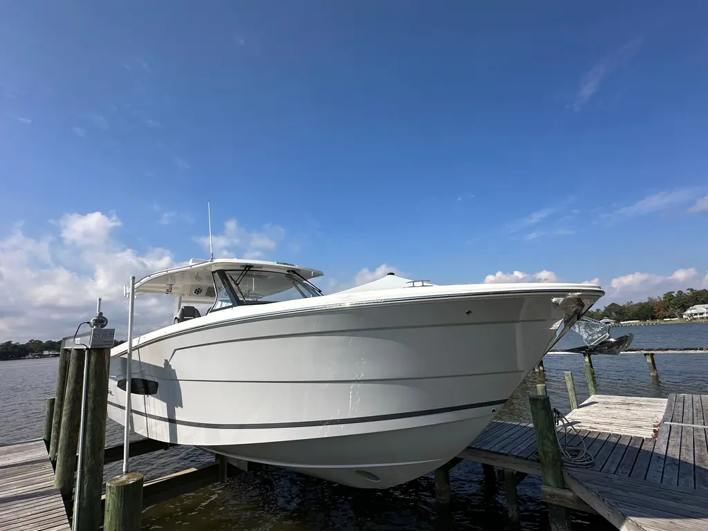 2026 Regal 38 SAV Yacht For Sale in Pensacola FL 2026 Regal 38 SAV Yacht For Sale in Pensacola FL