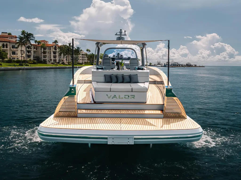 M/Y Valor 2021 Alen Yacht Alen 55 Yacht For Sale in Miami Beach FL M/Y Valor 2021 Alen Yacht Alen 55 Yacht For Sale in Miami Beach FL