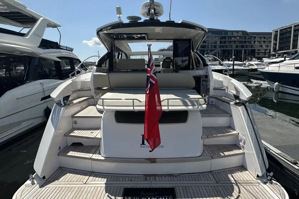 2024 Fairline Targa 45 GT Yacht For Sale in Southampton E19 2024 Fairline Targa 45 GT Yacht For Sale in Southampton E19