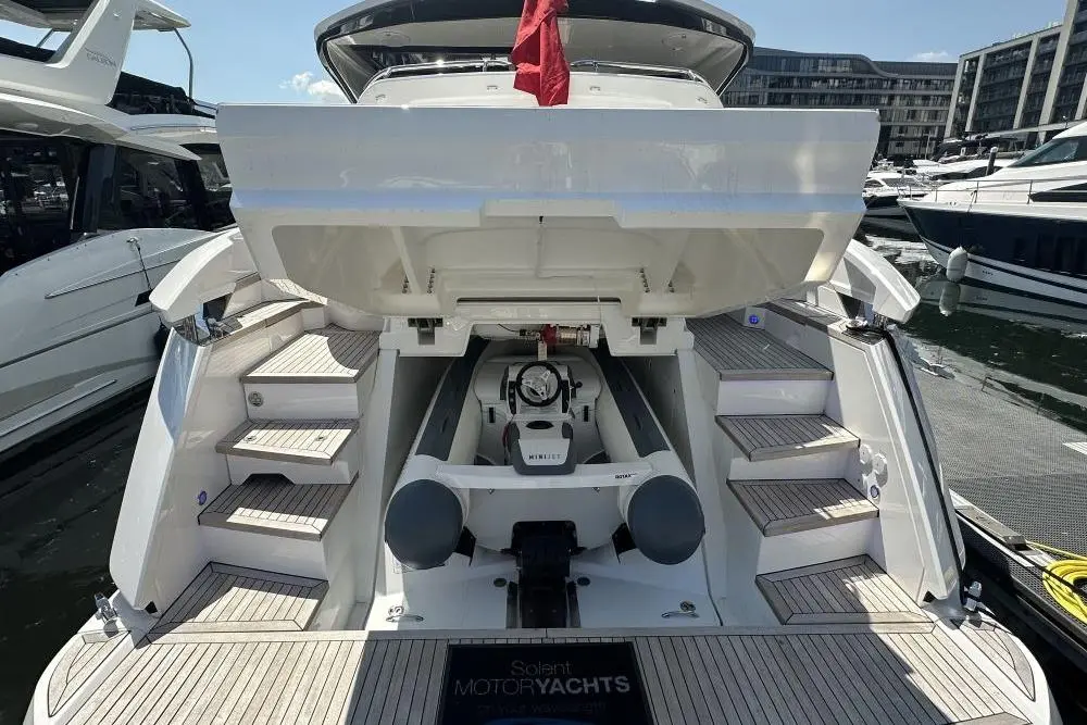 2024 Fairline Targa 45 GT Yacht For Sale in Southampton E19 2024 Fairline Targa 45 GT Yacht For Sale in Southampton E19