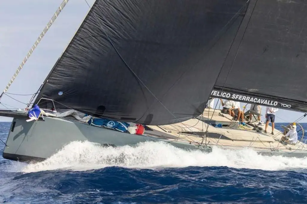  2019  60 Yacht For Sale in Piet&agrave; 