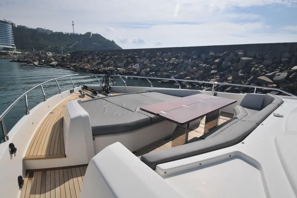  2017 Ferretti Yachts 850 Yacht For Sale in Hong Kong 