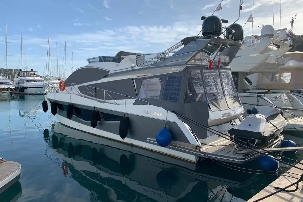 2014 Galeon 550 Fly Yacht For Sale in Split 2014 Galeon 550 Fly Yacht For Sale in Split