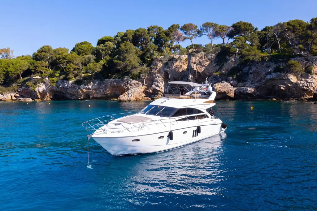 2008 Princess 54 Yacht For Sale in Cannes 2008 Princess 54 Yacht For Sale in Cannes