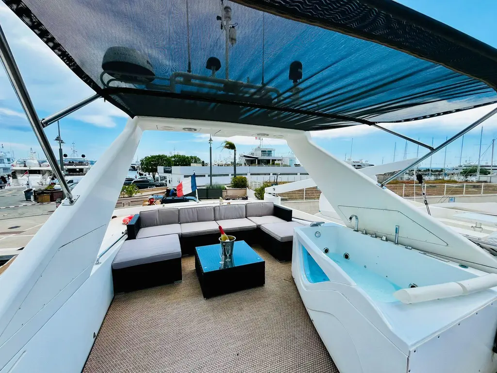 1994 Falcon 80S Yacht For Sale in Sanremo IT-IM 1994 Falcon 80S Yacht For Sale in Sanremo IT-IM