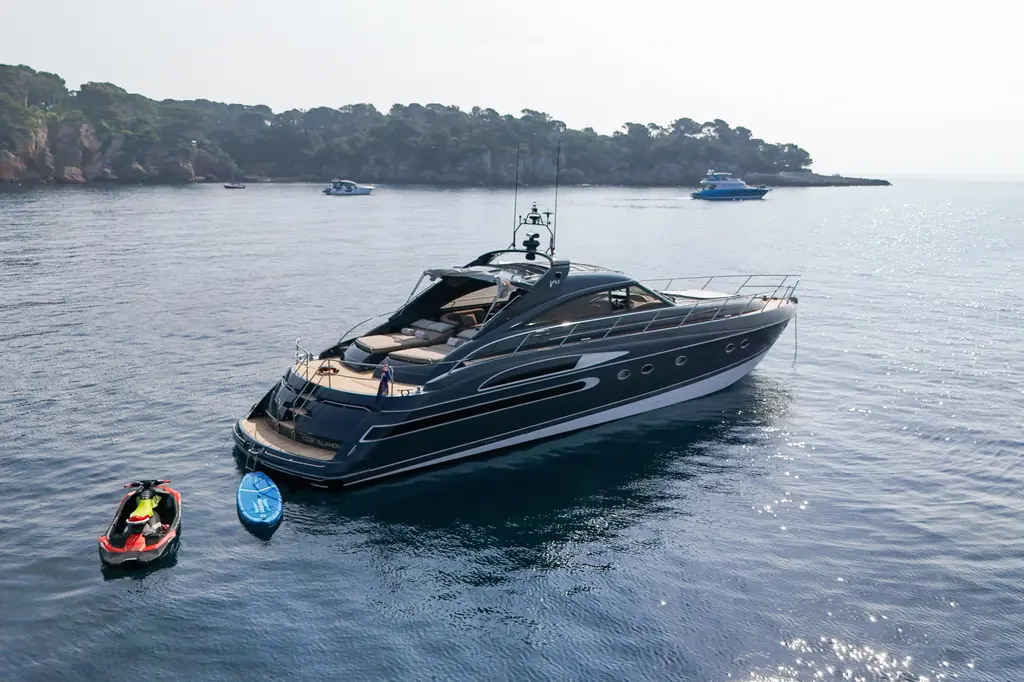 Pura Vida 2003 Princess V65 Open Yacht For Sale in Cannes 