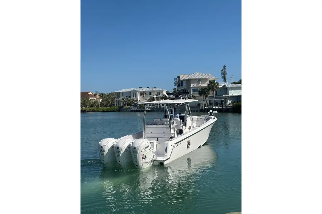 2025 Contender 39 ST Yacht For Sale in Sarasota FL 2025 Contender 39 ST Yacht For Sale in Sarasota FL