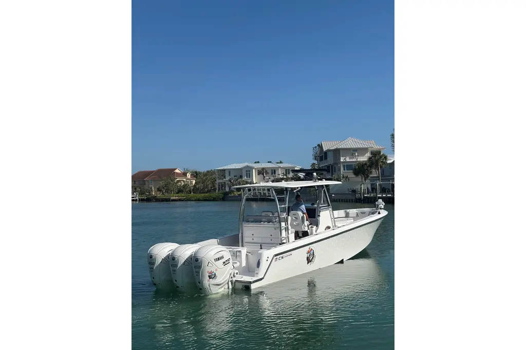 2025 Contender 39 ST Yacht For Sale in Sarasota FL 2025 Contender 39 ST Yacht For Sale in Sarasota FL