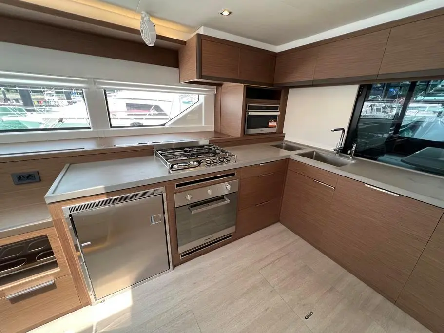 2023 Lagoon 55 Yacht For Sale in Sentosa 2023 Lagoon 55 Yacht For Sale in Sentosa