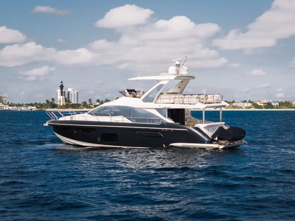 FARLO 2022 Azimut 60 Fly Yacht For Sale in Pompano Beach FL FARLO 2022 Azimut 60 Fly Yacht For Sale in Pompano Beach FL