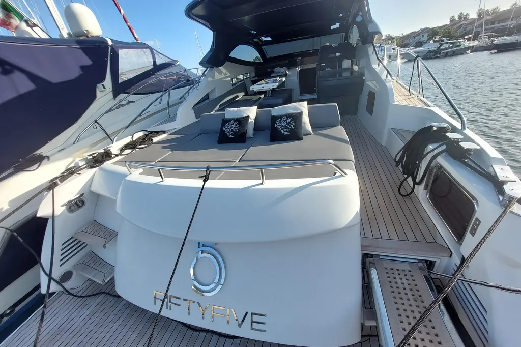 Fiftyfive 2022 Rizzardi Infive Yacht For Sale in Budoni IT-SS Fiftyfive 2022 Rizzardi Infive Yacht For Sale in Budoni IT-SS