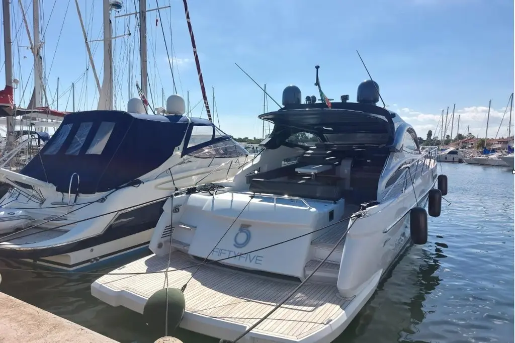 Fiftyfive 2022 Rizzardi Infive Yacht For Sale in Budoni IT-SS Fiftyfive 2022 Rizzardi Infive Yacht For Sale in Budoni IT-SS