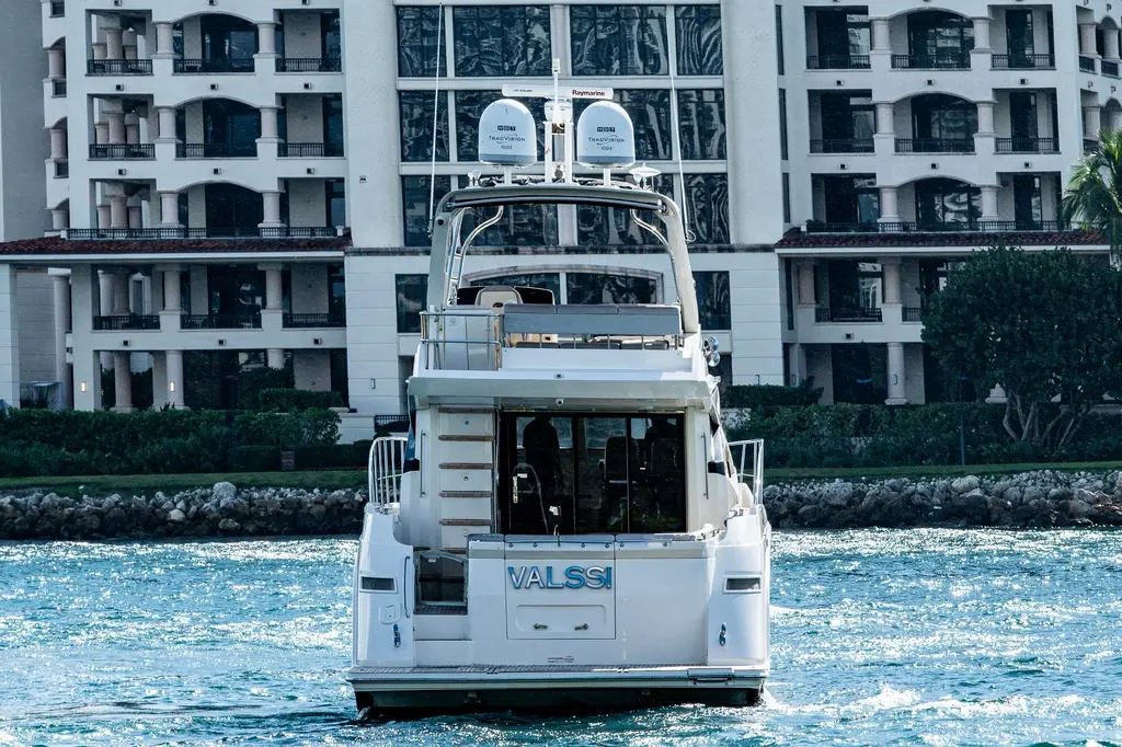 2018 Sea Ray L550 Fly Yacht For Sale in Miami Beach FL 2018 Sea Ray L550 Fly Yacht For Sale in Miami Beach FL