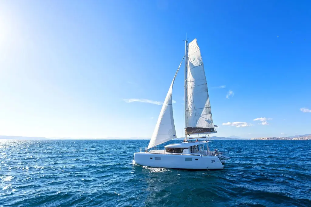 K3 2019 Lagoon 50 Yacht For Sale in Alimos K3 2019 Lagoon 50 Yacht For Sale in Alimos