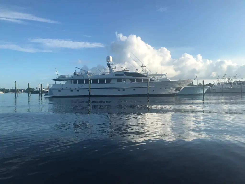 Timeless 1983 Benetti Custom Lloyds M.Y. Yacht For Sale in Stuart FL Timeless 1983 Benetti Custom Lloyds M.Y. Yacht For Sale in Stuart FL
