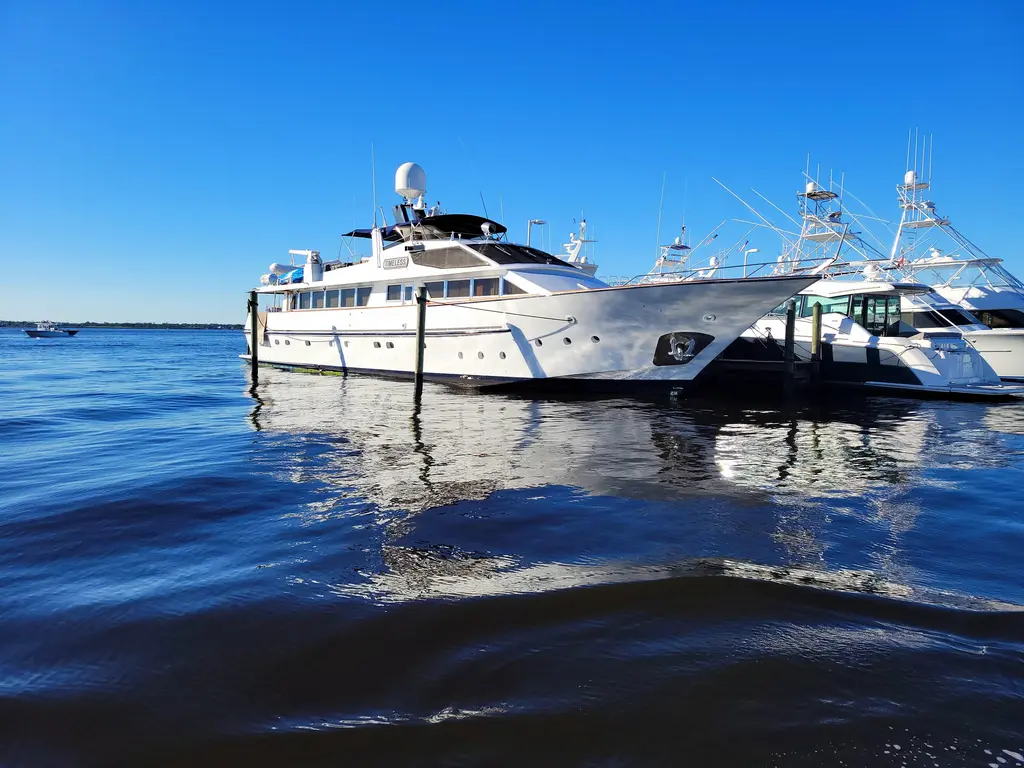 Timeless 1983 Benetti Custom Lloyds M.Y. Yacht For Sale in Stuart FL Timeless 1983 Benetti Custom Lloyds M.Y. Yacht For Sale in Stuart FL