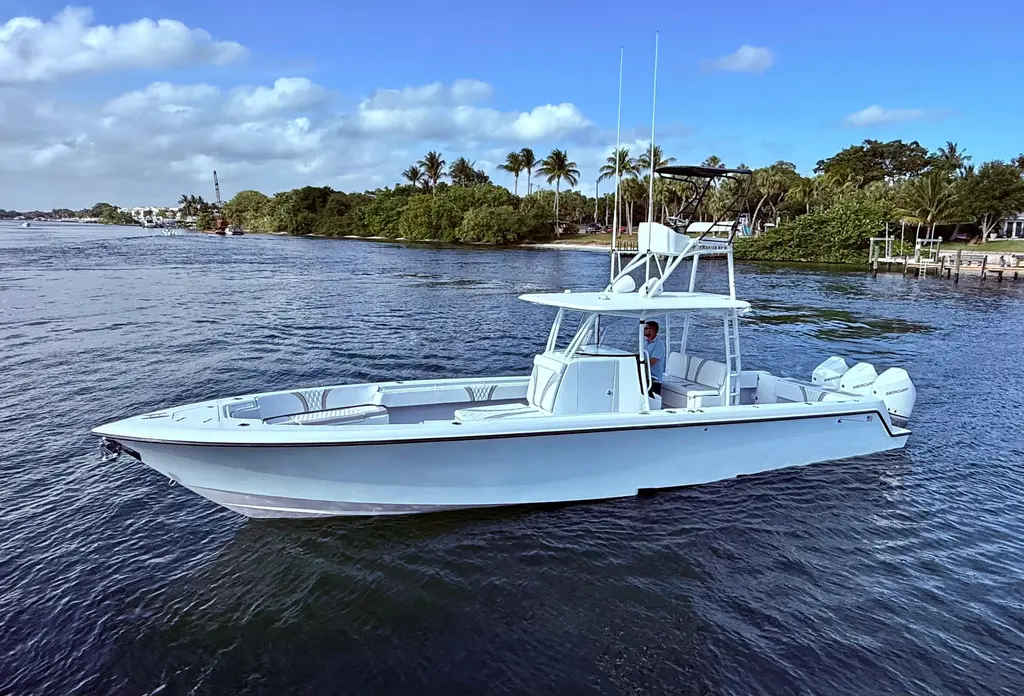 2024 Contender 39 ST Yacht For Sale in Palm Beach Gardens FL 2024 Contender 39 ST Yacht For Sale in Palm Beach Gardens FL
