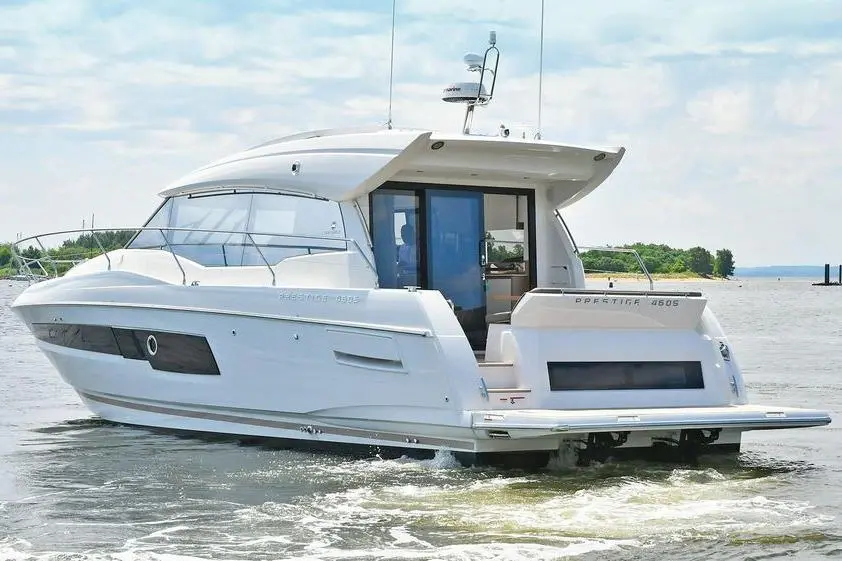 World Wide 2020 Prestige 460 Yacht For Sale in Bristol RI World Wide 2020 Prestige 460 Yacht For Sale in Bristol RI