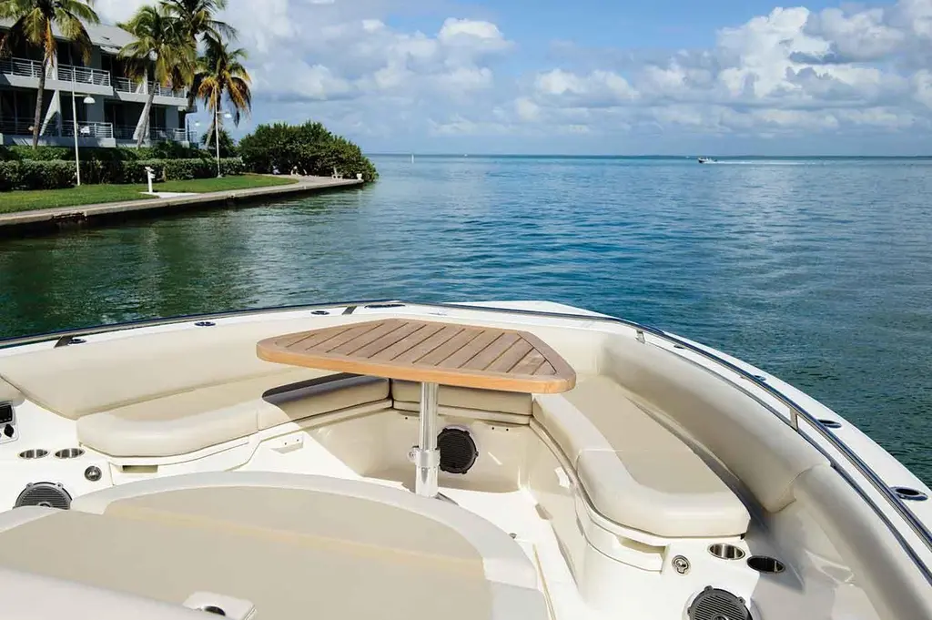 2019 Boston Whaler 420 Outrage Yacht For Sale in Green Cay 2019 Boston Whaler 420 Outrage Yacht For Sale in Green Cay