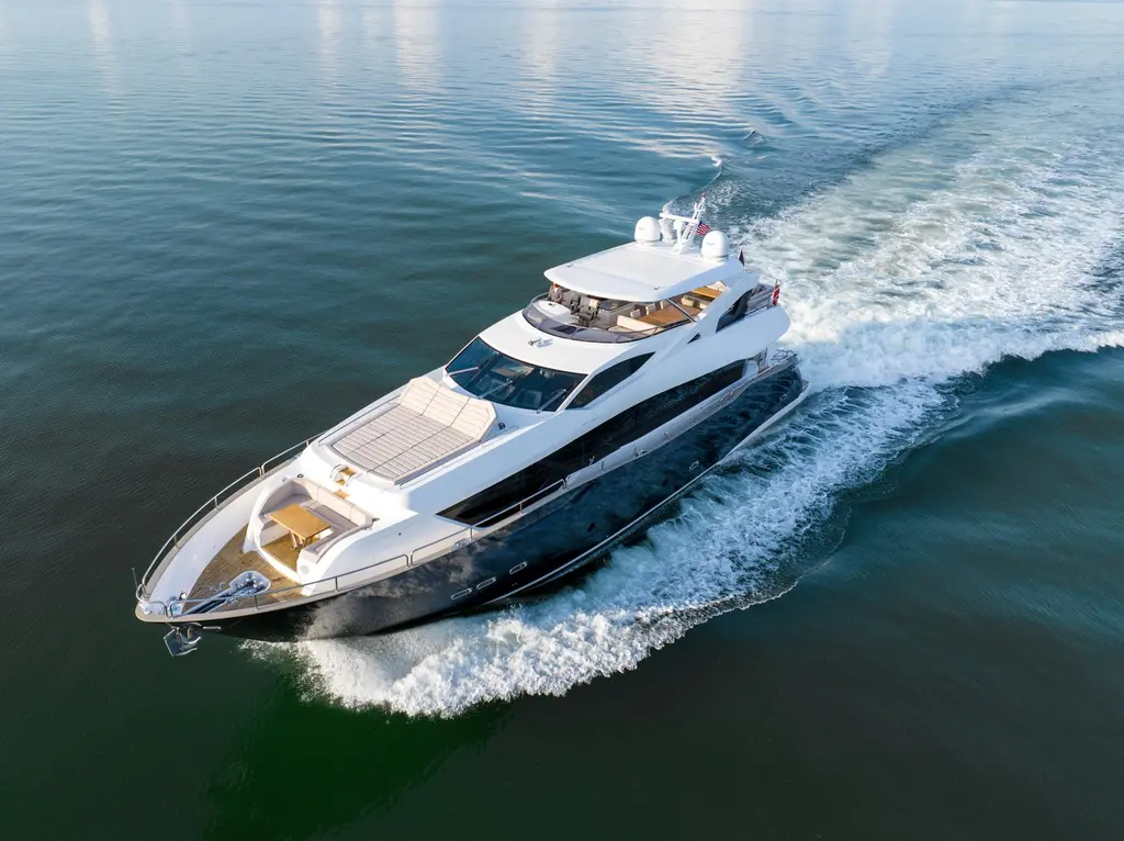 EOS 2021 Sunseeker 95 Yacht Yacht For Sale in La Paz 