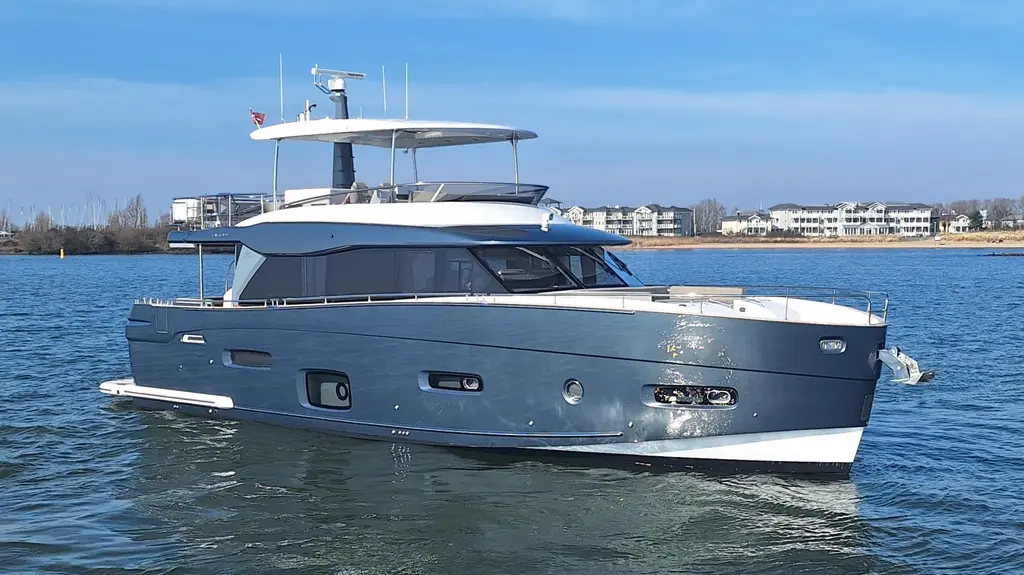 Bella Vita 2020 Azimut Magellano 66 Yacht For Sale in Hellevoetsluis Bella Vita 2020 Azimut Magellano 66 Yacht For Sale in Hellevoetsluis