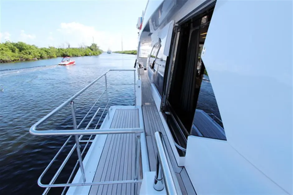 LA TACHE 2014 Azimut Grande 100 Yacht For Sale in Miami Beach FL LA TACHE 2014 Azimut Grande 100 Yacht For Sale in Miami Beach FL