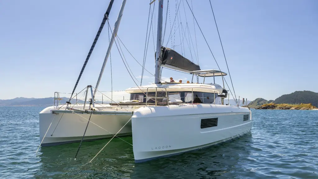 2026 Lagoon 43 Yacht For Sale in Les Sables-d'Olonne 85 2026 Lagoon 43 Yacht For Sale in Les Sables-d'Olonne 85