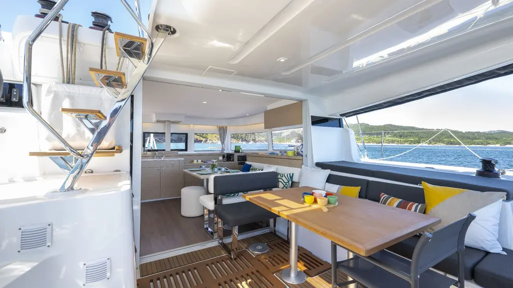 2026 Lagoon 43 Yacht For Sale in Les Sables-d'Olonne 85 2026 Lagoon 43 Yacht For Sale in Les Sables-d'Olonne 85