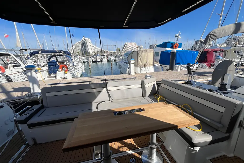 2024 Jeanneau Merry Fisher 1295 Fly Yacht For Sale in La Grande-Motte 34 2024 Jeanneau Merry Fisher 1295 Fly Yacht For Sale in La Grande-Motte 34