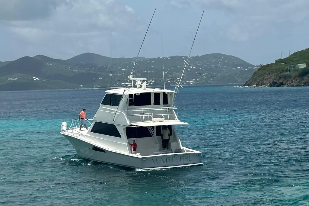 MARITERE 1999 Viking 58 Convertible Yacht For Sale in Fajardo MARITERE 1999 Viking 58 Convertible Yacht For Sale in Fajardo