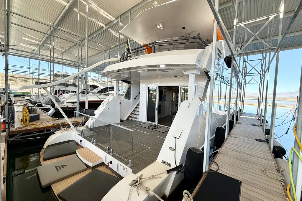 UPGRADE 2021 Yachts Atlas V Series 8018 Yacht For Sale in Peoria AZ UPGRADE 2021 Yachts Atlas V Series 8018 Yacht For Sale in Peoria AZ