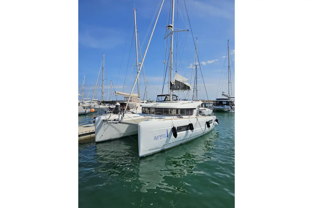 Imperia 2023 Lagoon 40 Owners version Yacht For Sale in La R&agrave;pita ES-T