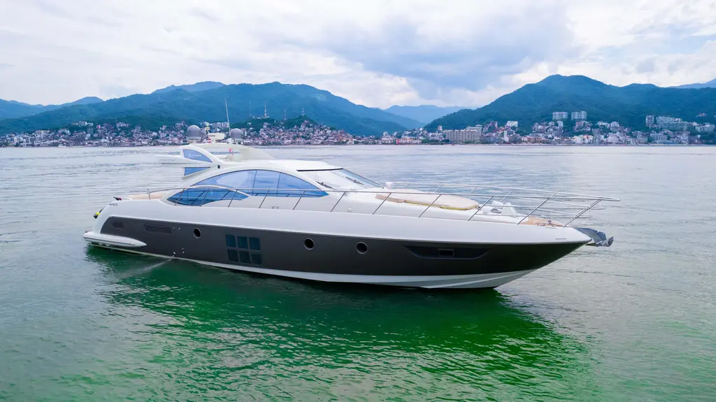 BALA 2009 Azimut 62S Yacht For Sale in Puerto Vallarta BALA 2009 Azimut 62S Yacht For Sale in Puerto Vallarta