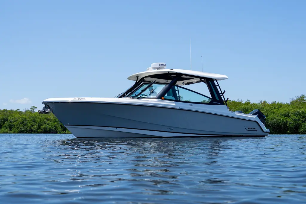 2025 Boston Whaler 330 Vantage Yacht For Sale in Fort Myers FL 2025 Boston Whaler 330 Vantage Yacht For Sale in Fort Myers FL