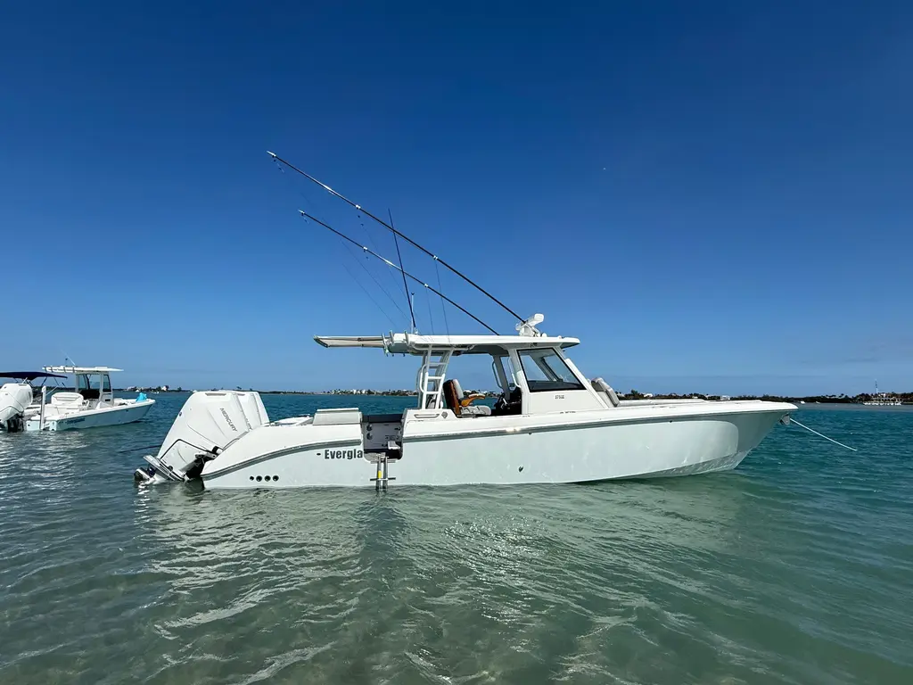 2026 Everglades 375 Center Console Yacht For Sale in 2026 Everglades 375 Center Console Yacht For Sale in